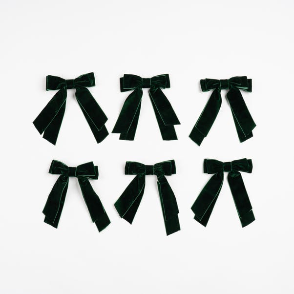 x24 Velvet Bow Clip Green