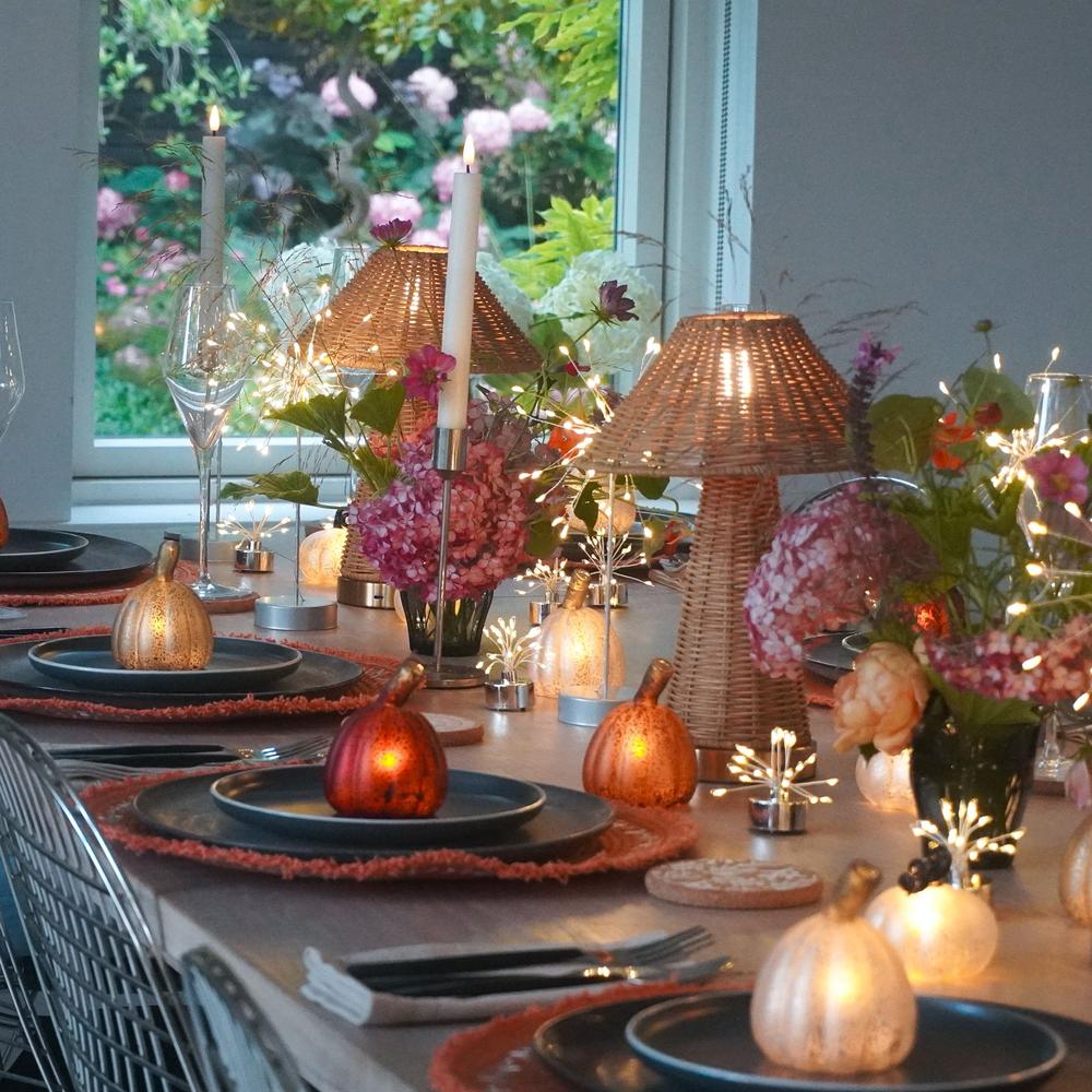 24x Mixed Glass Pumpkin Lights & 12x Tealights Pack