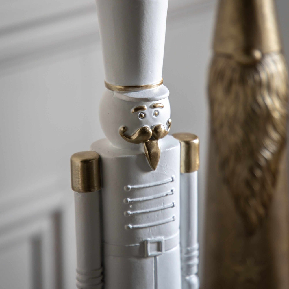 Nutcracker Soldier White/Gold