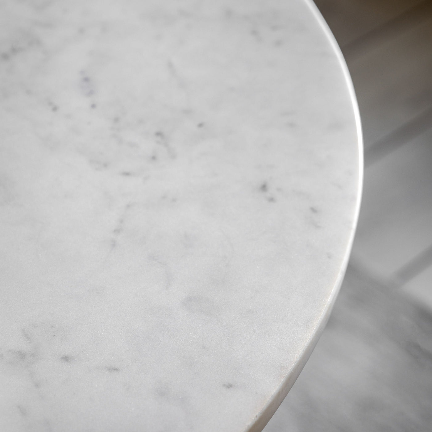 Marmo Dining Table