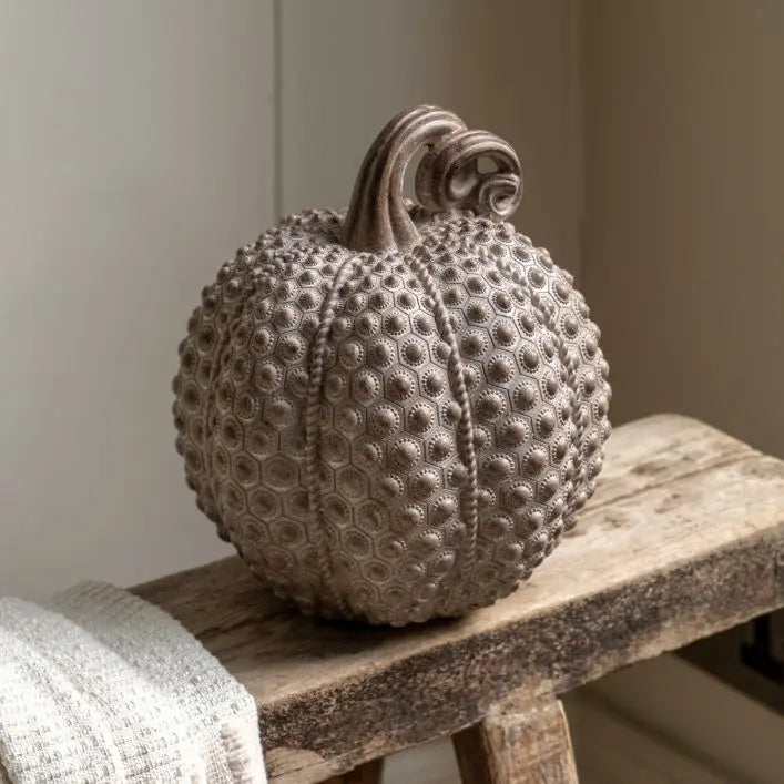 Resin Pumpkin Natural
