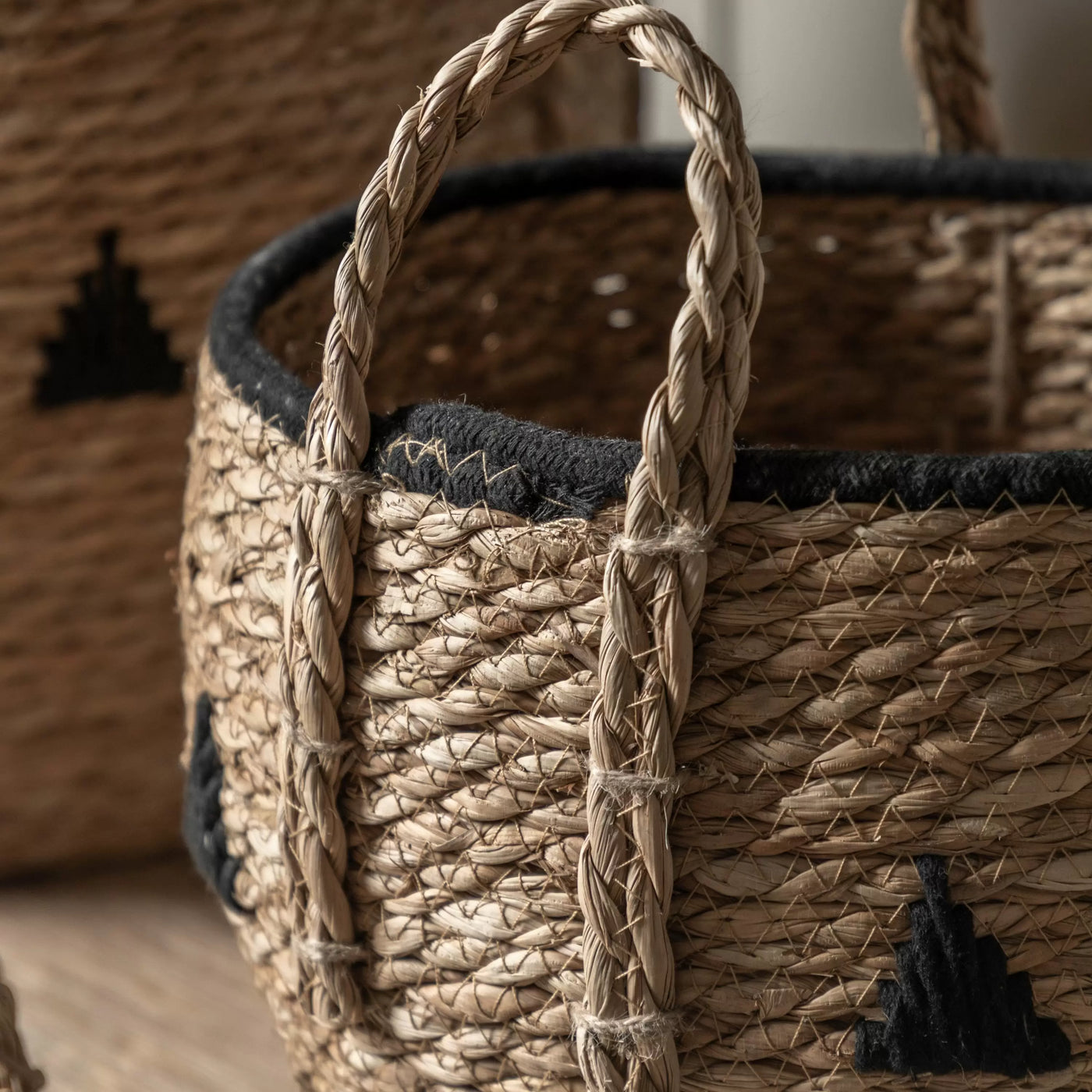 x3 Alid Baskets Natural & Black