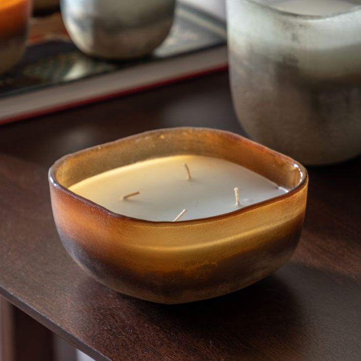 Jasmin and Vetiver Mercury Candle Medium