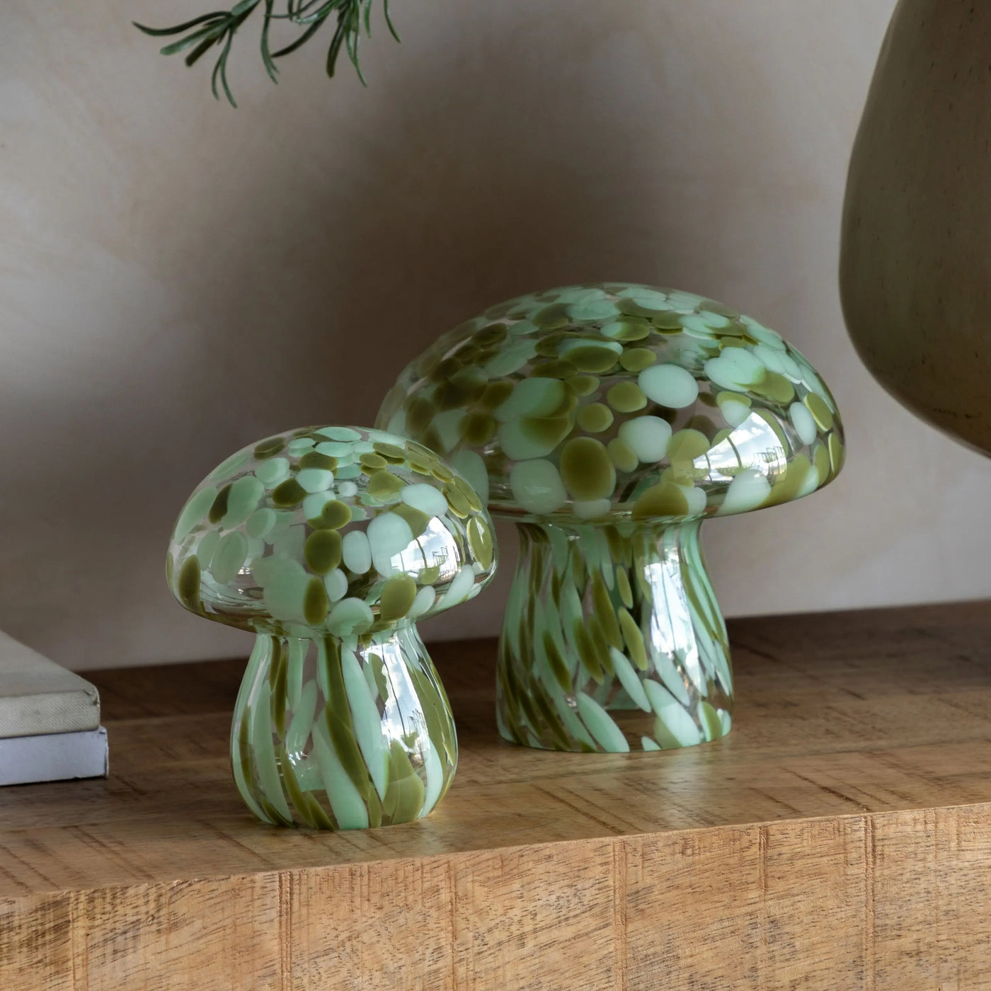 x2 Confetti Glass Mushrooms Green