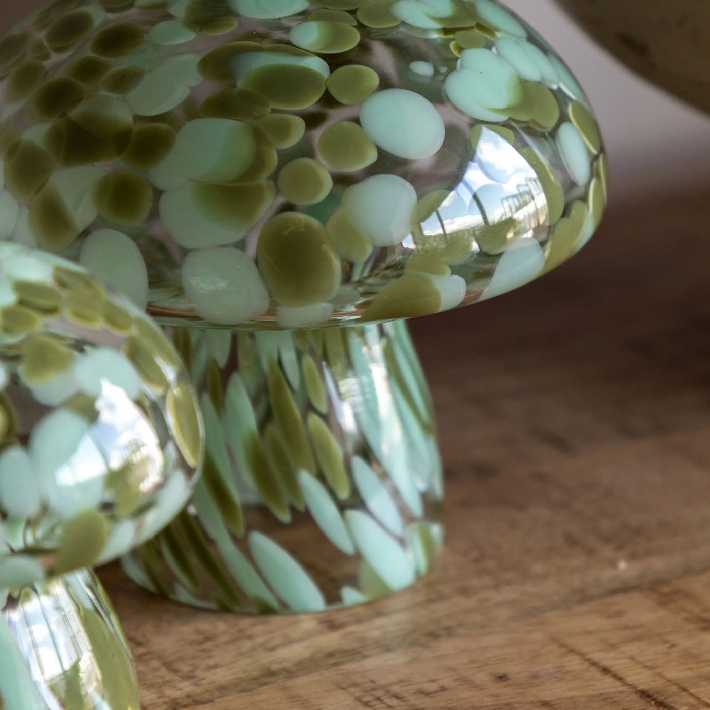 x2 Confetti Glass Mushrooms Green