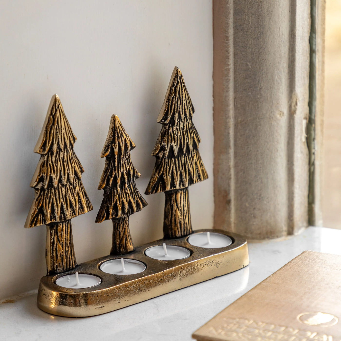 x2 Xmas Tree Tealight Holder Gold