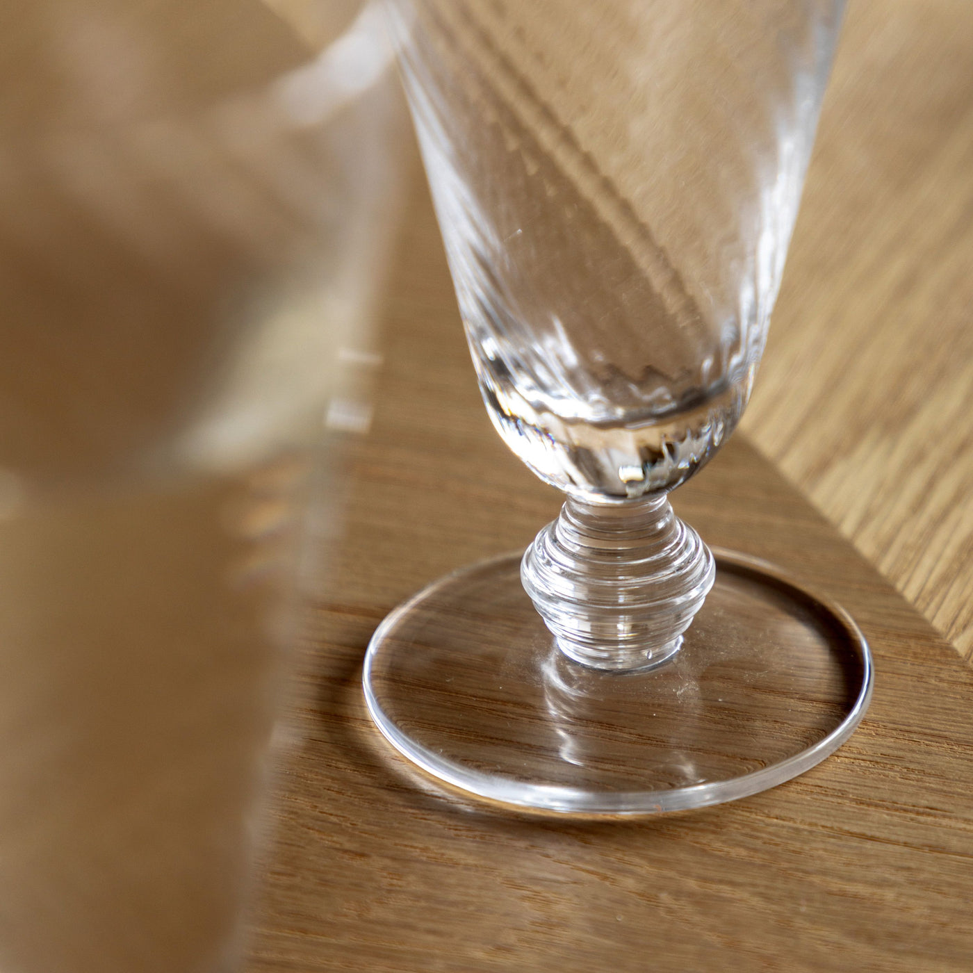 x8 Swirl Flute Glass Clear