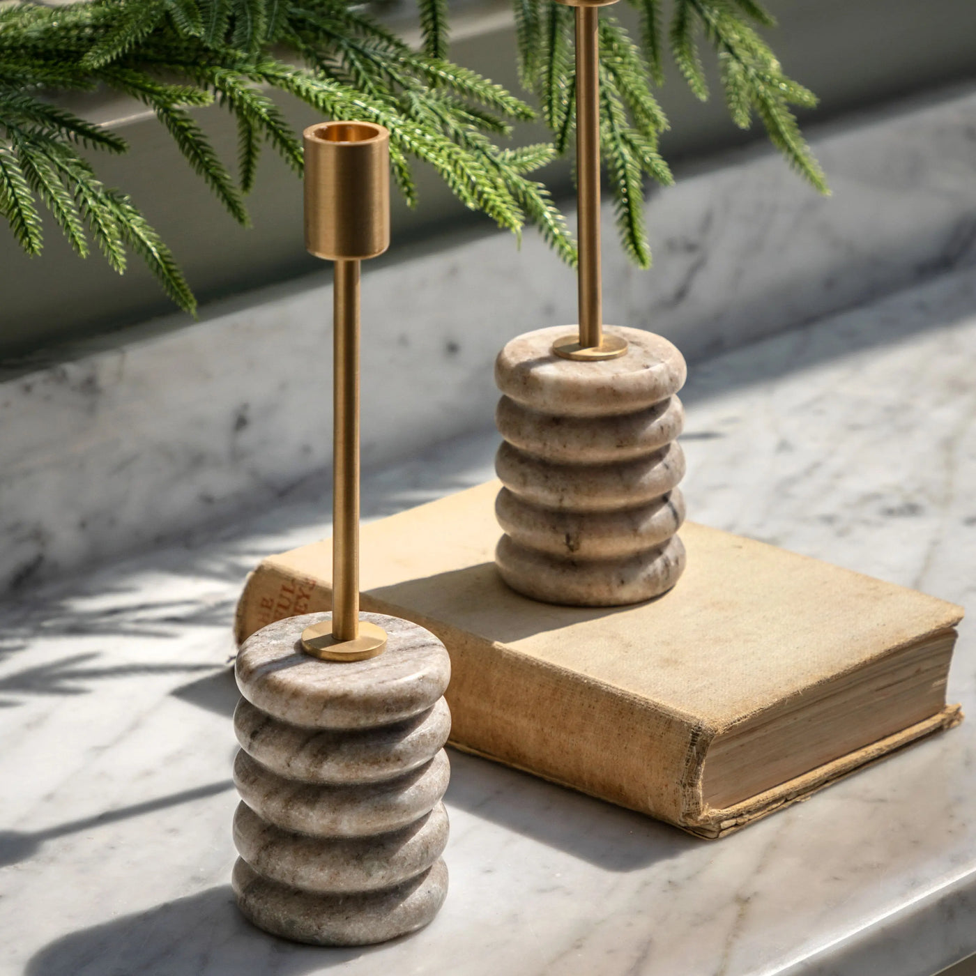 x2 Novi Gold Candle Stick Beige Marble