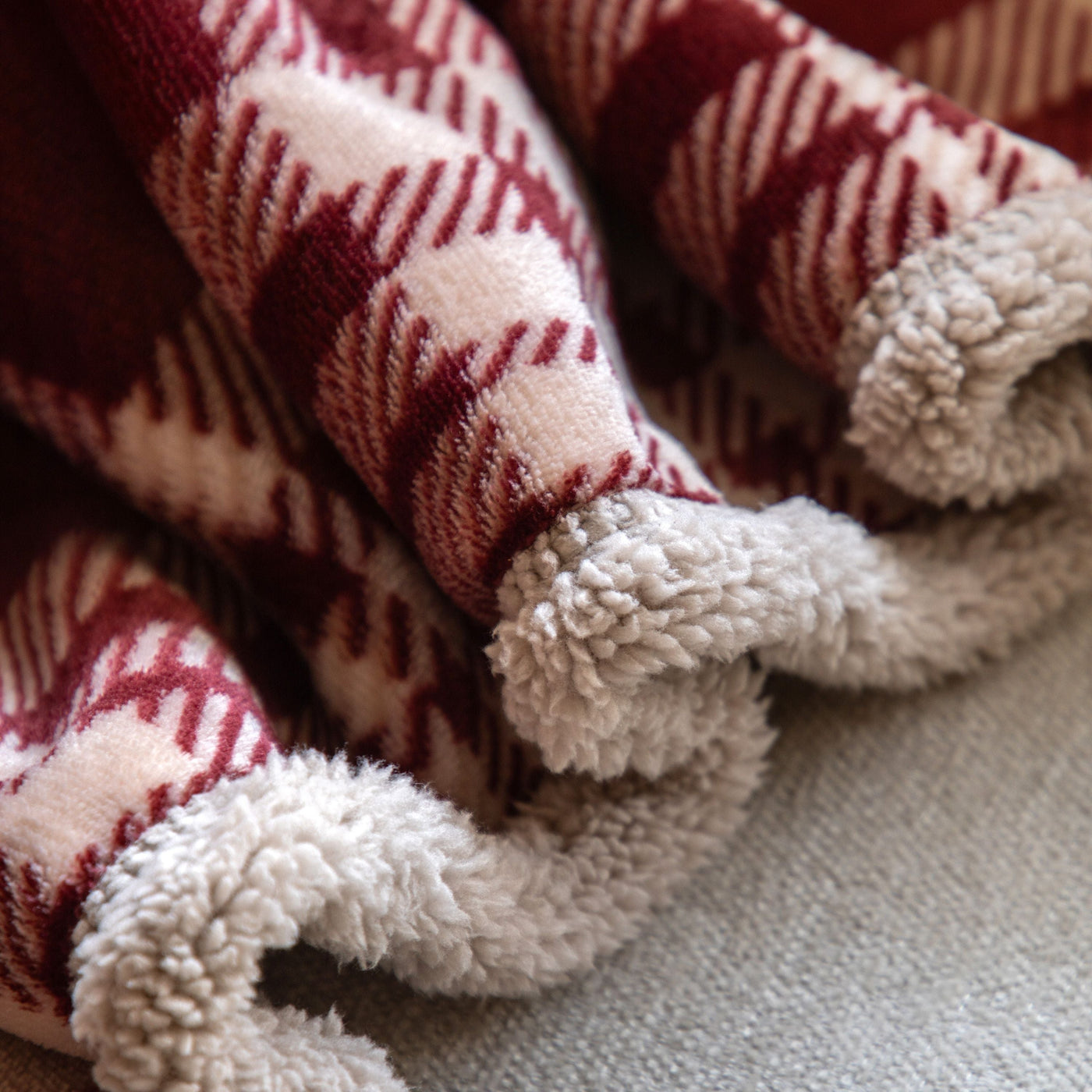 Tartan Sherpa Throw Mulberry
