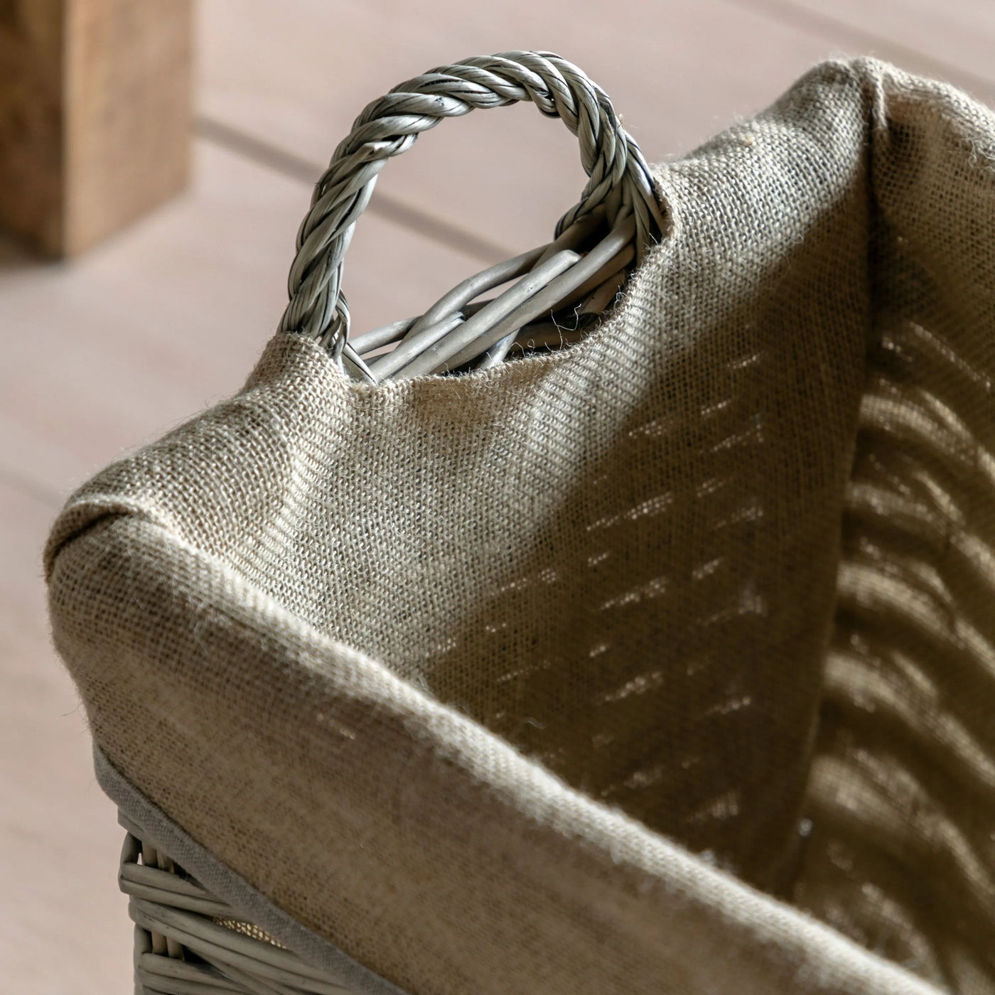 x2 Faden Square Lined Basket Natural