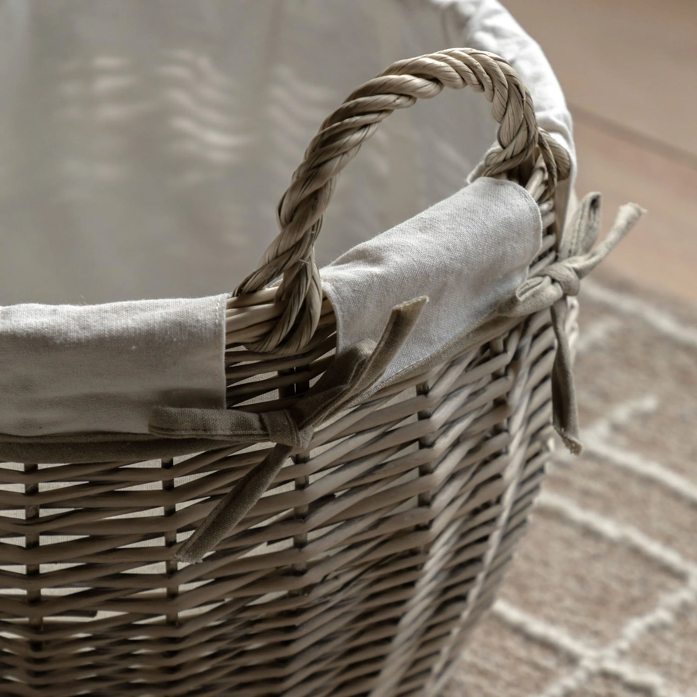 x2 Aro Round Lined Baskets Natural