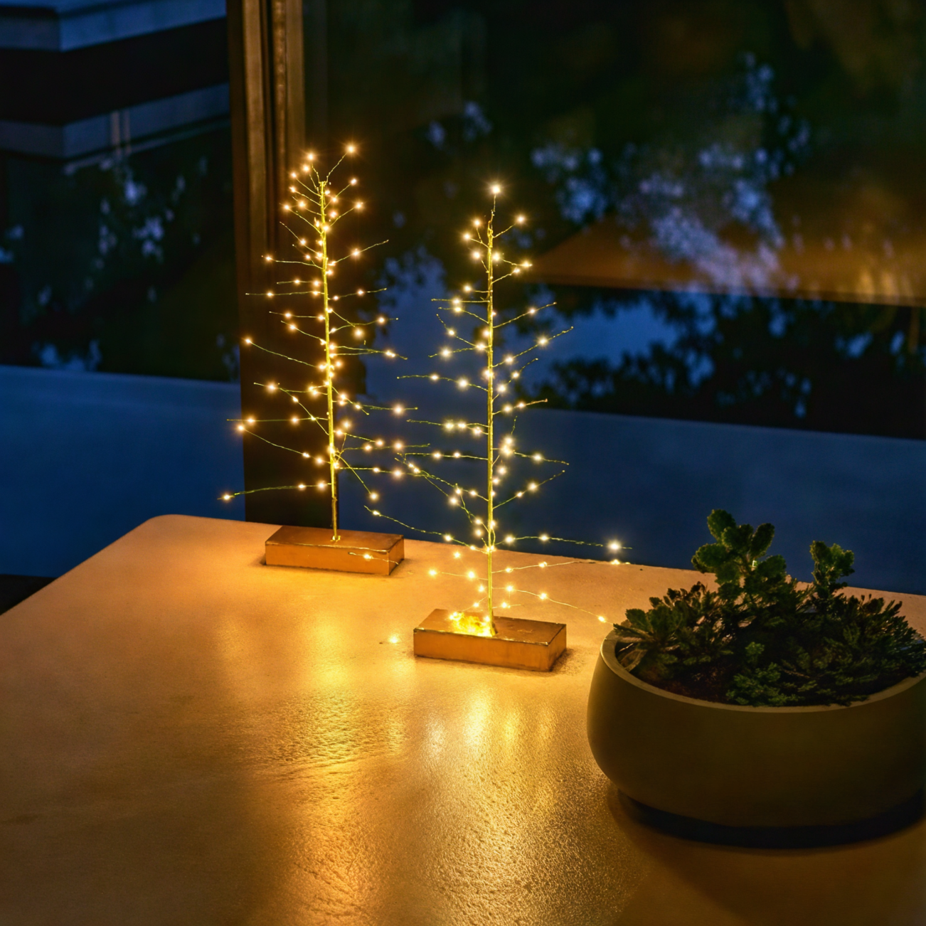 x2 Festive Tree Gold