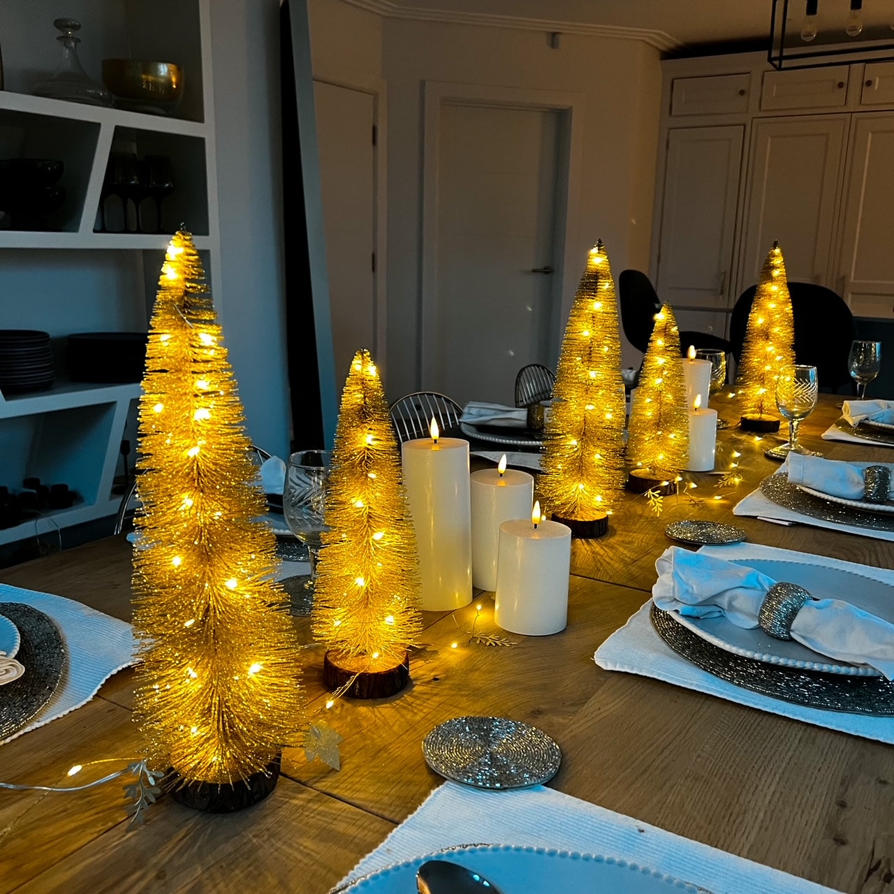 x6 Brush Tree Lights & x6 LED Pillar Candles