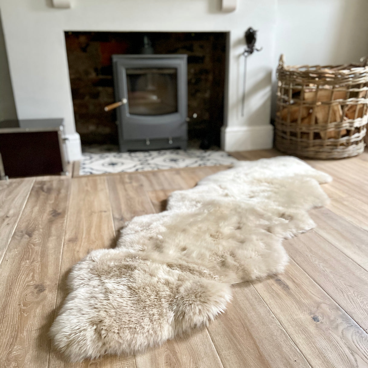 Double Oyster Sheepskin Rug