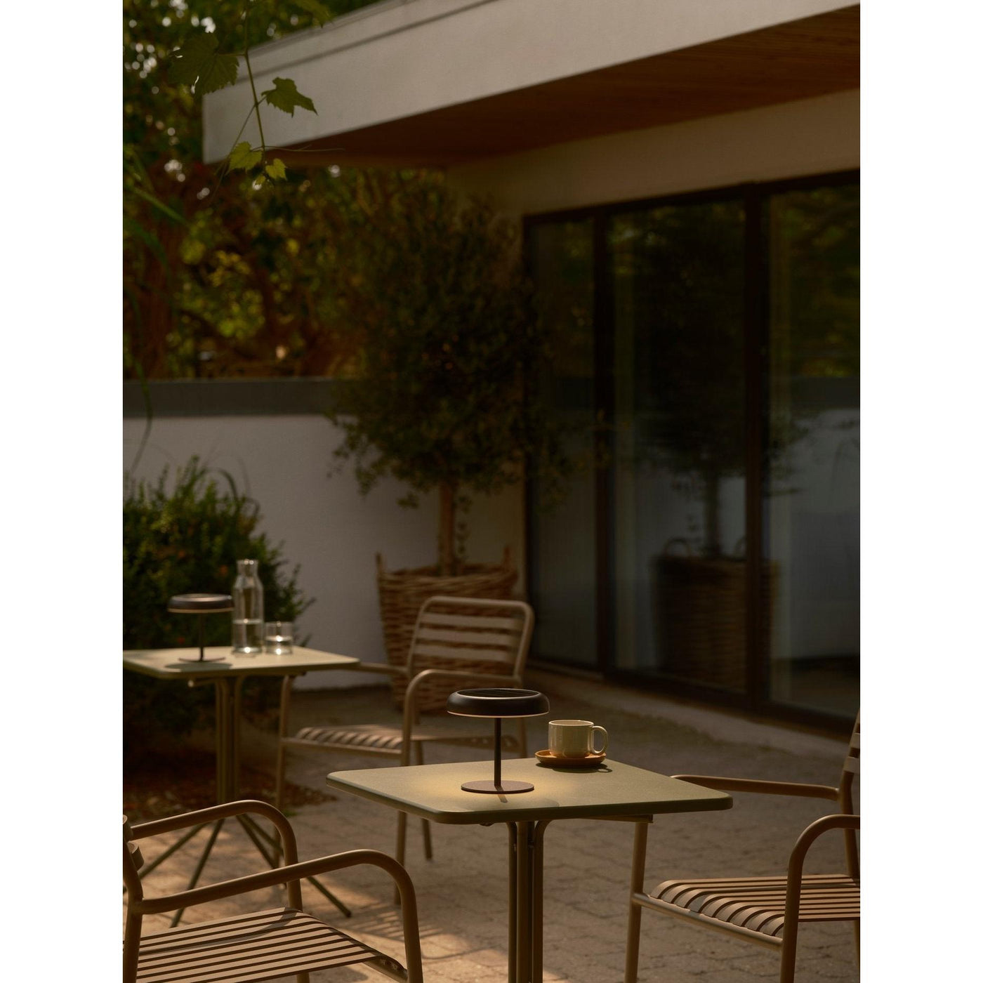 Elmer Solar Battery Light Black