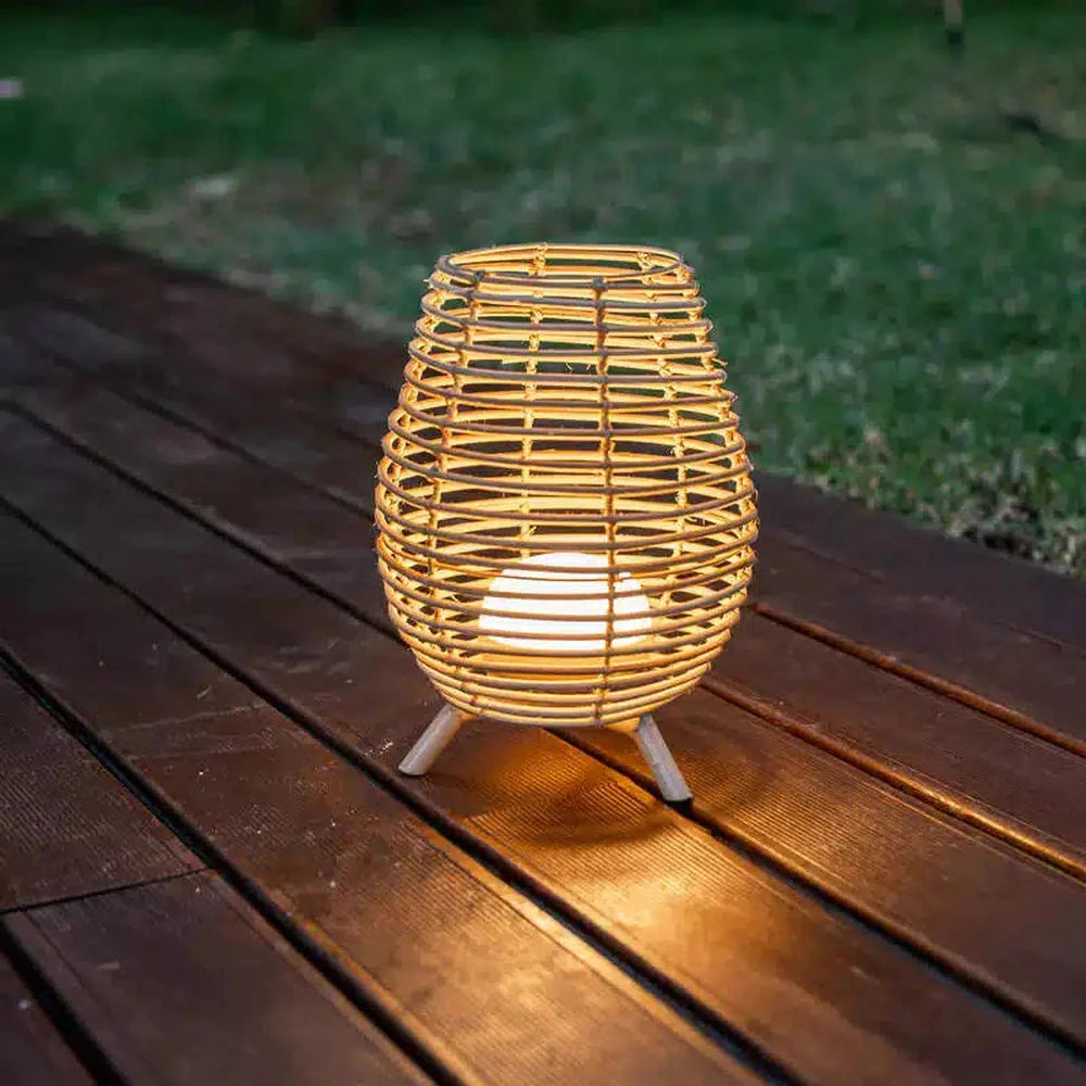 Wellfleet Wicker Lamp