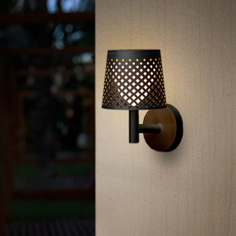 Greta Solar Lamp