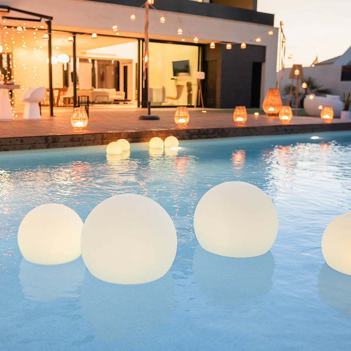 8x Waterproof Solar Pool Sphere Lights