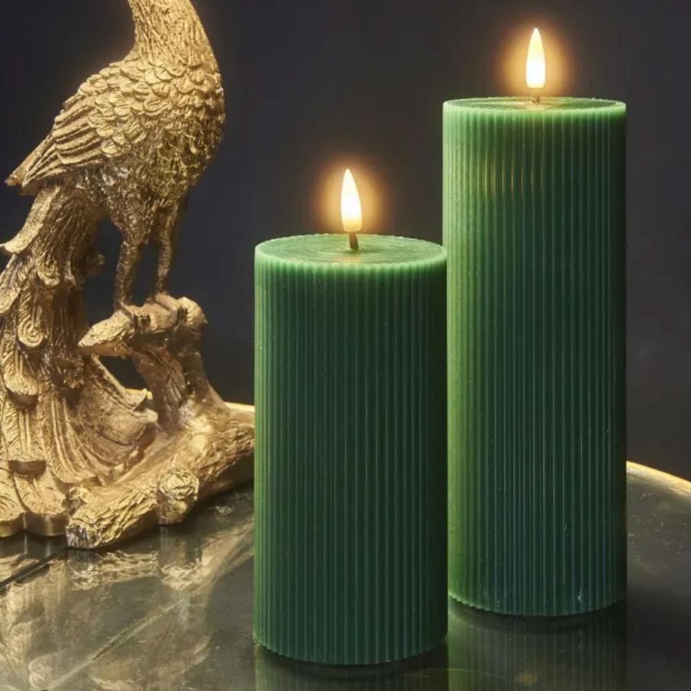 X6 Ribbed LED Candles Green