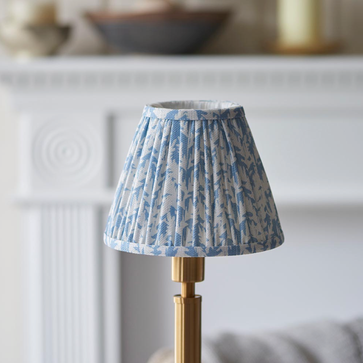 Upton Rechargeable Table Lamp with Leaf Shade