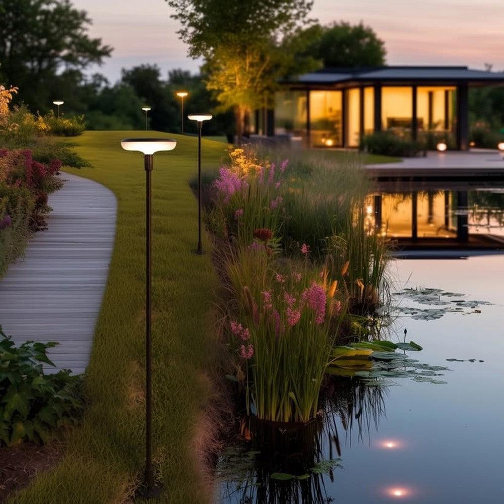x8 Somerset Swaying Solar Garden Lights