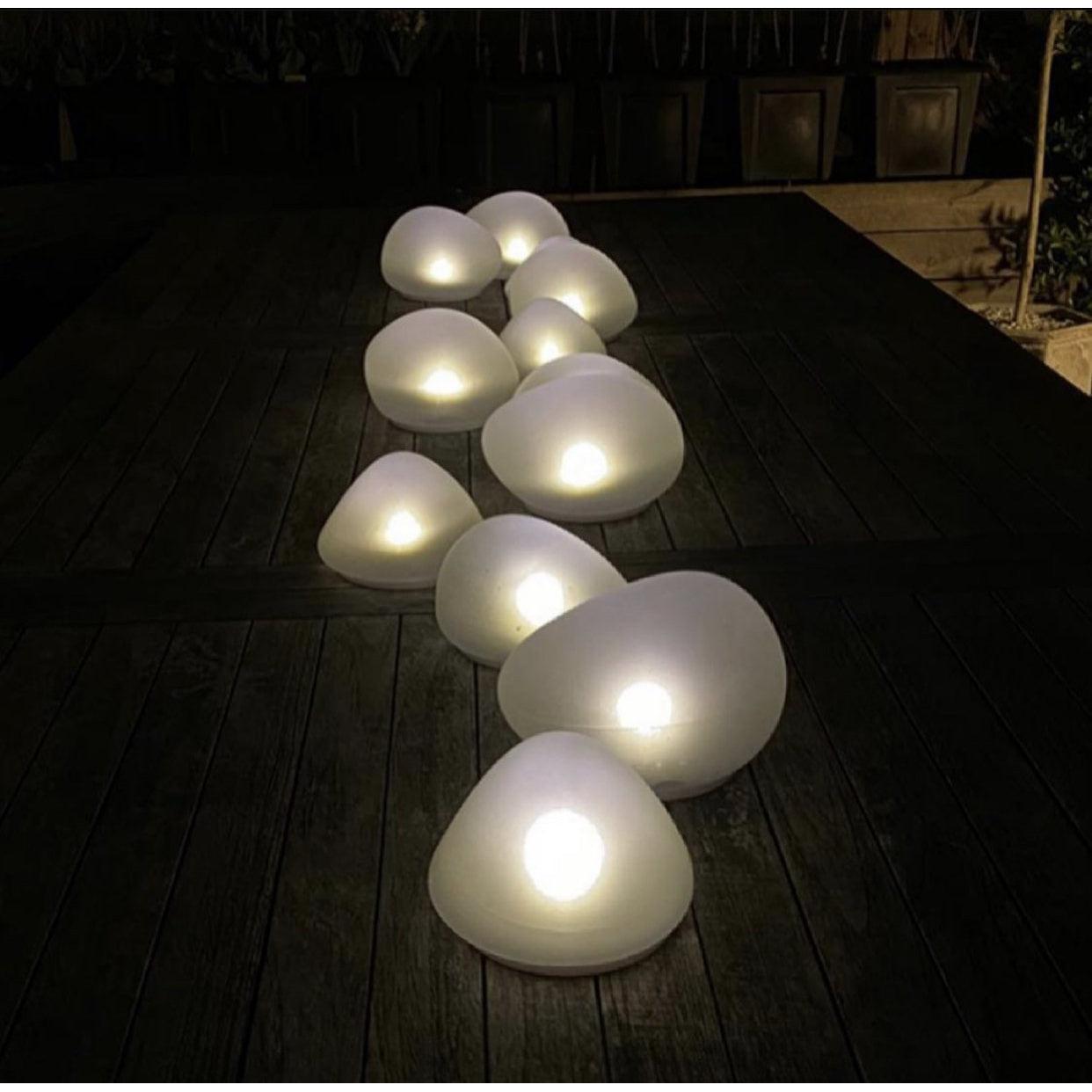 x24 Solar Glass Pebbles