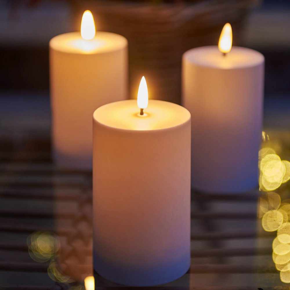 X6 Outdoor Pillar Candles White